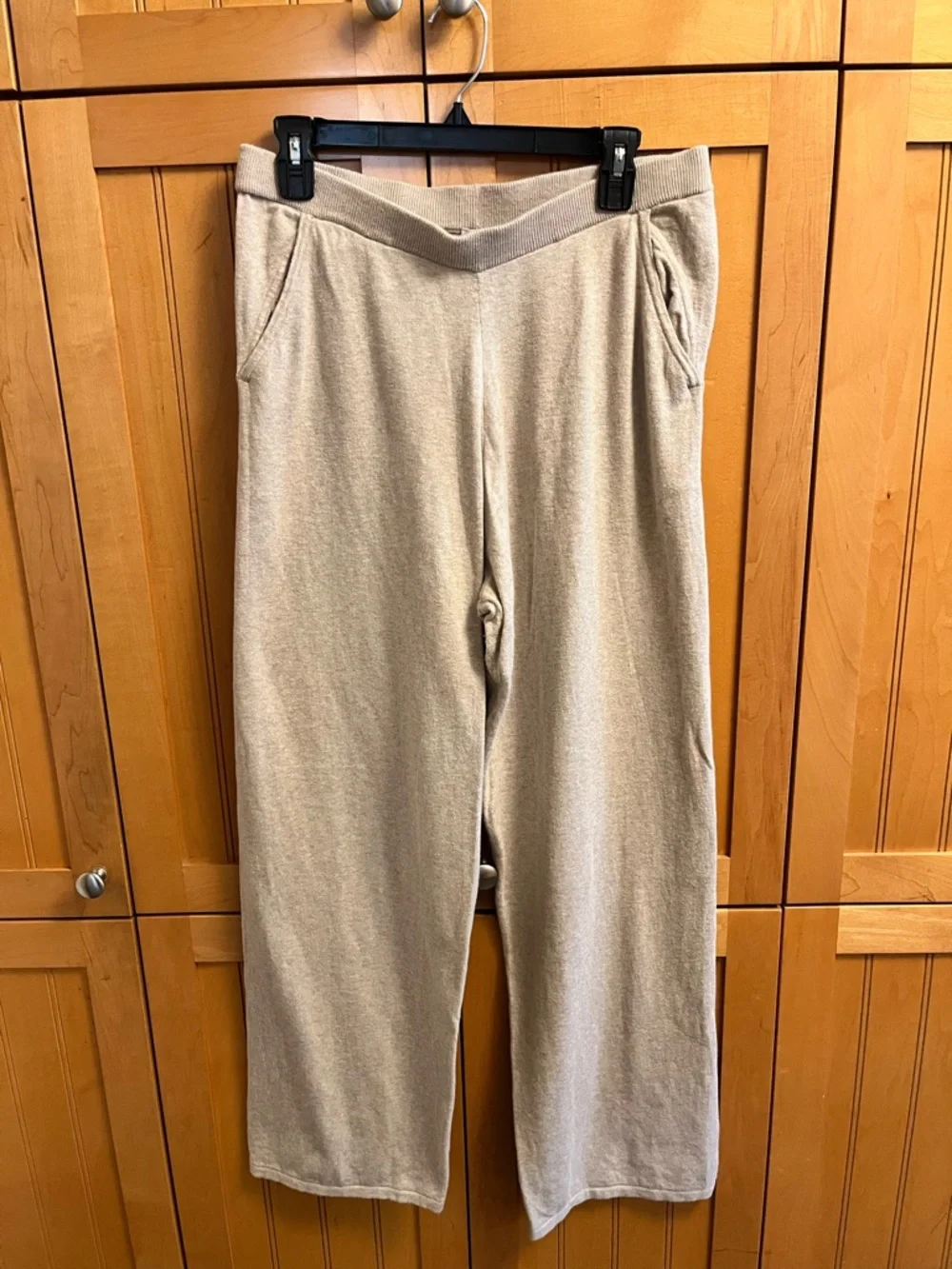 Women’s Garnet Hill Oatmeal/Beige Cozy Knit washable Cashmere Wide-Leg Pants